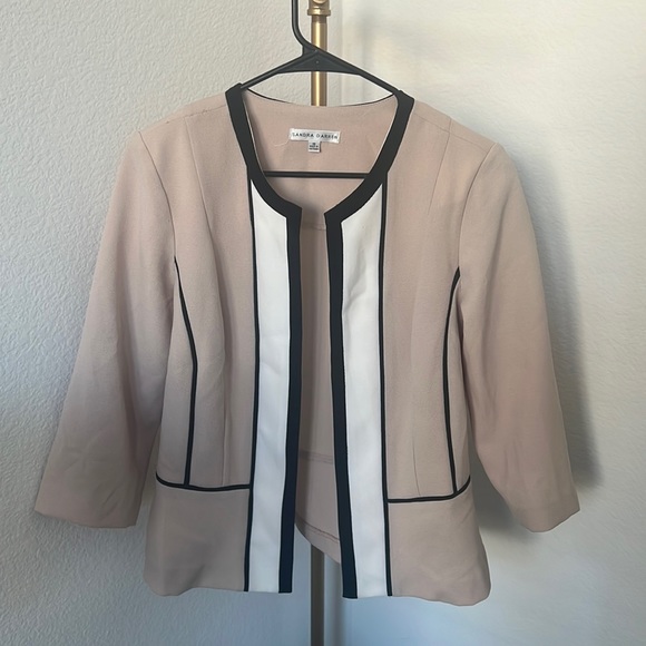 EUC Lightweight Blazer - Picture 2 of 6